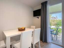 Alluring Mobile Home in Banjole With Swimming Pool