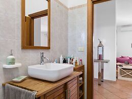 Belvilla by OYO Pool Villa Torre San Giovanni