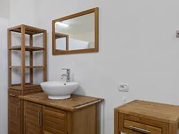 Belvilla by OYO Pool Villa Torre San Giovanni