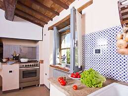 Belvilla by OYO Del Frontino