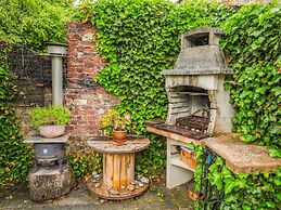 Lovely Cottage in Vierves-sur-viroin With Garden and Terrace