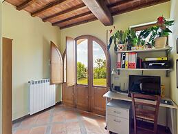 Belvilla by OYO Plush Holiday Home With Garden