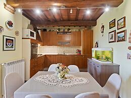 Belvilla by OYO Plush Holiday Home With Garden