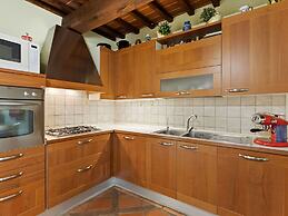 Belvilla by OYO Plush Holiday Home With Garden