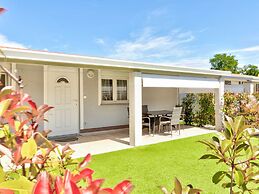 Garden-view Holiday Home in Banjole near Beach & Boat Excursions