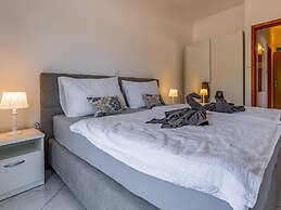 Panoramic Apartment in Banjole near Pula Town Center