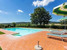 Holiday Home in Tuscany With Shared Pool