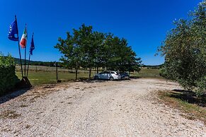 A Cozy Tuscan Escape for All