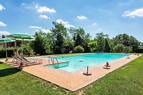 A Cozy Tuscan Escape for All