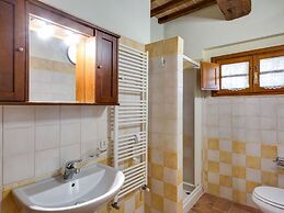 A Cozy Tuscan Escape for All