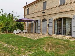 Belvilla by Oyo Cottage Della Musica
