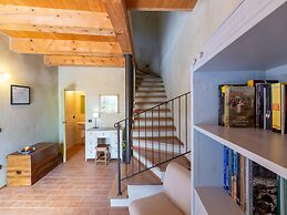 Belvilla by OYO Lovely Holday Home With Garden