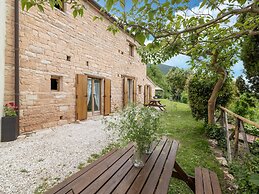 Belvilla by OYO Lovely Holday Home With Garden