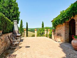 Belvilla by OYO Le Ginestre