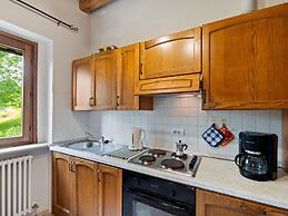 Villa in Belforte All'isauro With Pool