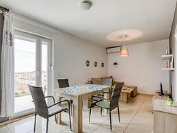 Scenic Apartment in Novalja near Trg Loža & Zrče Beach