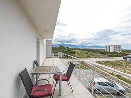 Scenic Apartment in Novalja near Trg Loža & Zrče Beach