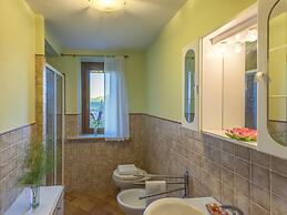 Belvilla by OYO Calfattore Duca Federico