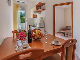 Inviting Apartment in Banjole near Veruda Lighthouse