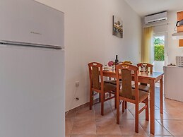 Inviting Apartment in Banjole near Veruda Lighthouse