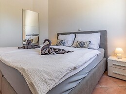 Inviting Apartment in Banjole near Veruda Lighthouse