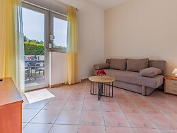 Inviting Apartment in Banjole near Veruda Lighthouse