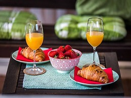 Apartment in Novalja With Parking