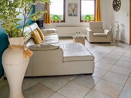 Holiday Home in Hamoir Filot With Pool