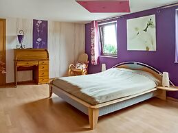 Holiday Home in Hamoir Filot With Pool