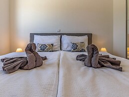 Pretty Apartment in Banjole near Sea Beach & Town Center