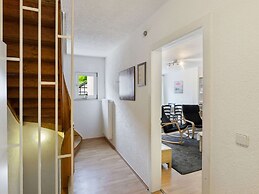 Well-kept Holiday Home With Terrace