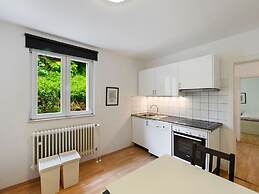 Well-kept Holiday Home With Terrace