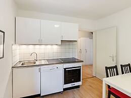 Well-kept Holiday Home With Terrace