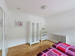 Well-kept Holiday Home With Terrace