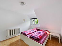 Well-kept Holiday Home With Terrace