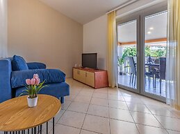Delicate Apartment in Banjole near Beach Centinera