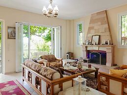 Secluded Holiday Home in Kalavrouza With Mountain Views,bbq