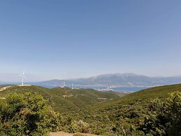 Secluded Holiday Home in Kalavrouza With Mountain Views,bbq