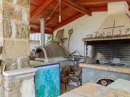 Secluded Holiday Home in Kalavrouza With Mountain Views,bbq