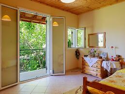 Secluded Holiday Home in Kalavrouza With Mountain Views,bbq