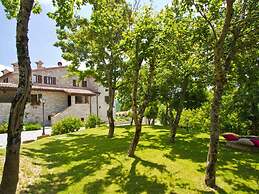 Belvilla by OYO La Rocca Estate