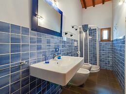 Tranquil Farmhouse in Terranova Bracciolini near Nightlife