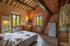 Marche Villa Close Culture