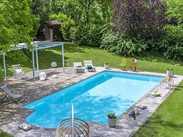 Belvilla by OYO Camelle