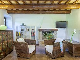 Belvilla by OYO Camelle