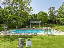 Belvilla by OYO Camelle