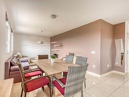 Charming Apartment in Novalja near Zrče Beach