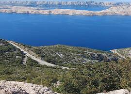 Comfortable Apartment in Novalja near Zrče Beach