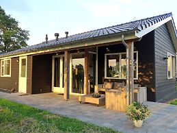 Lovely Cottage in the Middle of Nature