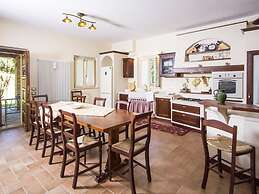 Belvilla by OYO Villa Vanessa